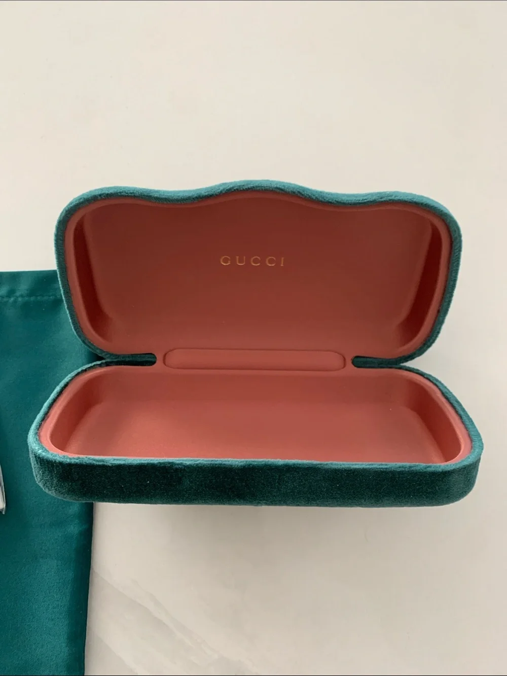 Gucci Glasses Case - Picture 3 of 8
